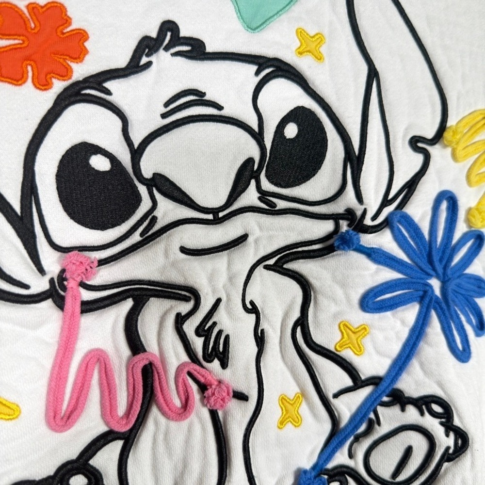 Disney Stitch Cropped Hoodie XS White Embroidered Y2K Kawaii Pullover - Picture 3 of 9
